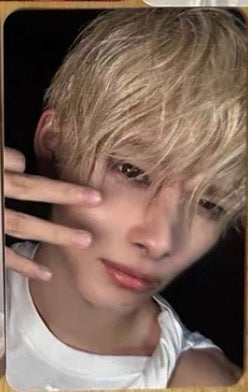 Front view of enhypen Niki Dark Blood Yzy Yizhiyu Pre-Order Benefit Pob Photocard photocard