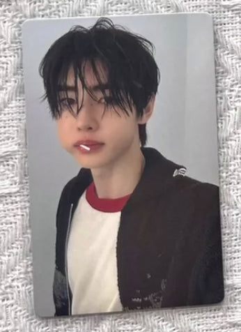 Front view of enhypen Sunoo Romance Untold Day Dream Kkt Kakaotalk Pob Photocard photocard