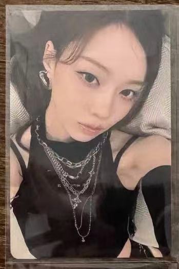 AESPA DIRTY WROK YZY LUCKY DRAW PHOTOCARD