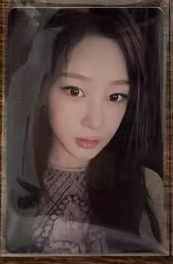 AESPA DIRTY WROK YZY LUCKY DRAW PHOTOCARD