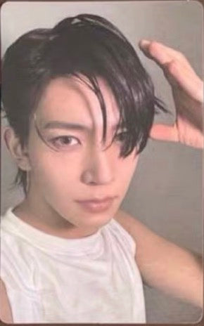 Front view of enhypen Heeseung Desire Unleash Bath Bomb Pob Photocard photocard