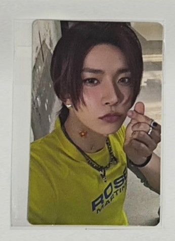 Front view of enhypen Heeseung Romance Untold Xo Broadcast Photocard photocard