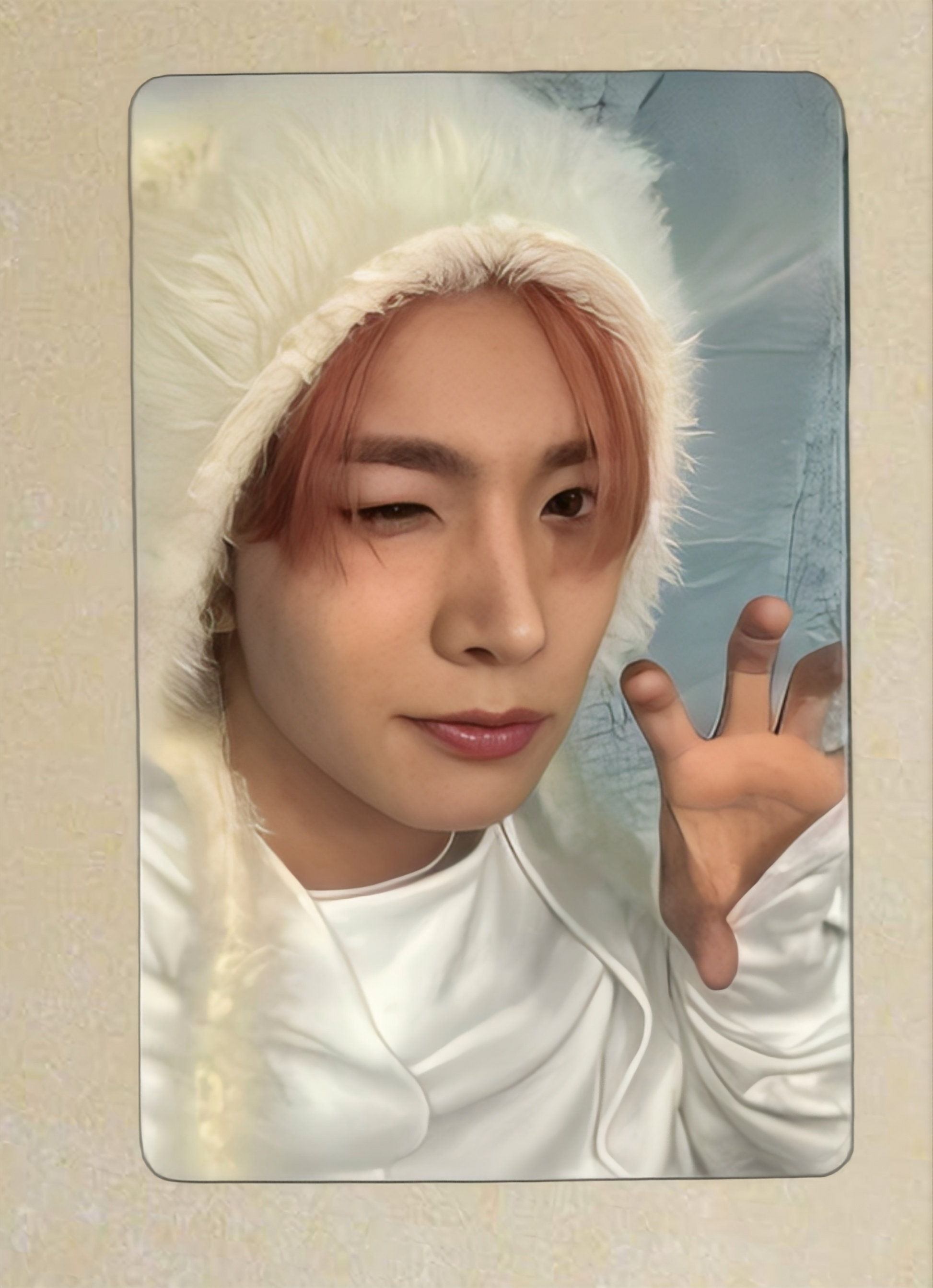 Front view of enhypen Heeseung Untold Romance Day Dream Yzy Yizhiyu Video Call 2.0 Pob Photocard photocard