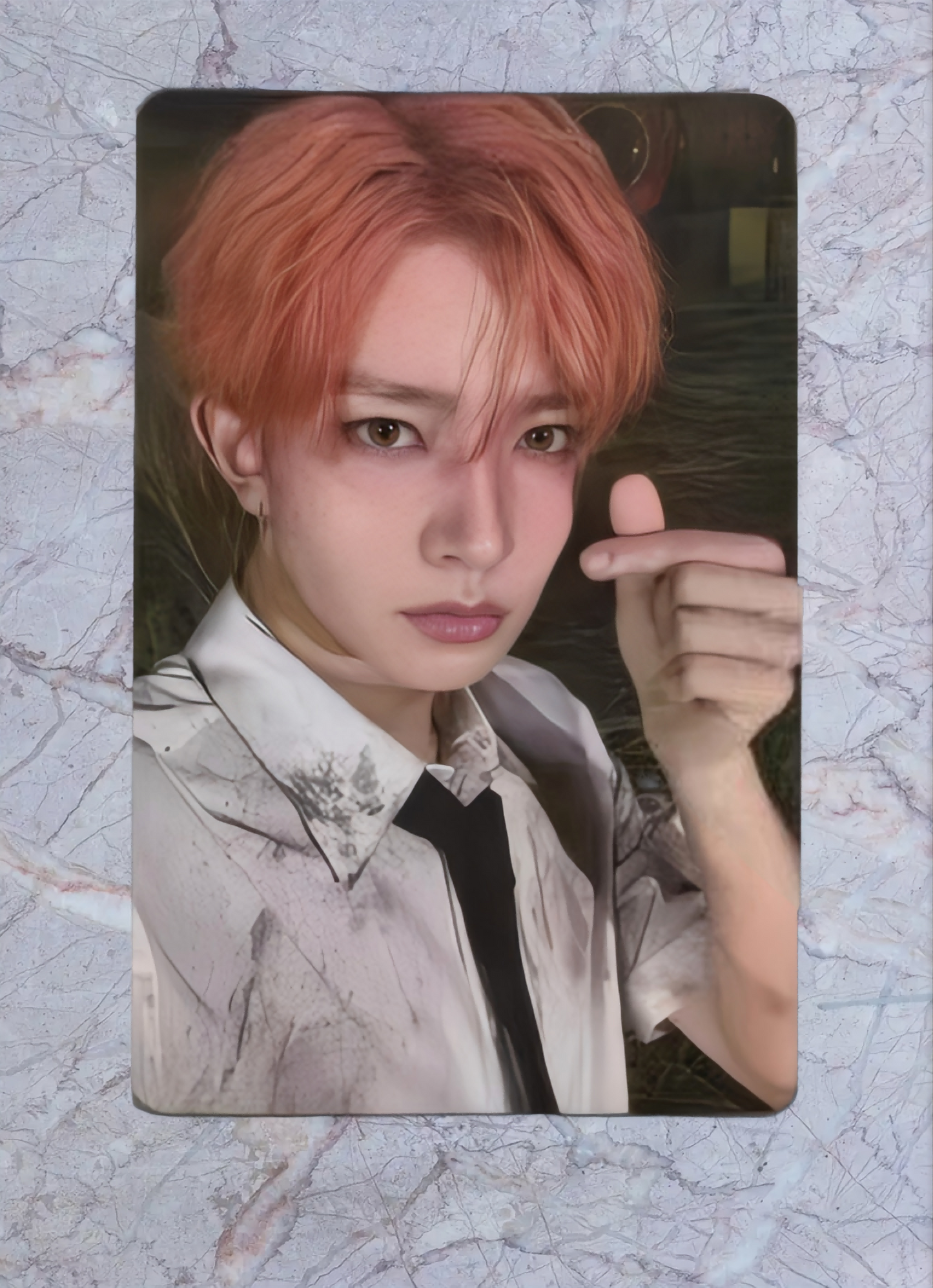 Fansign view of enhypen Heeseung Untold Romance Yzy Yizhiyu Qingdao Fansign Pob Photocard photocard