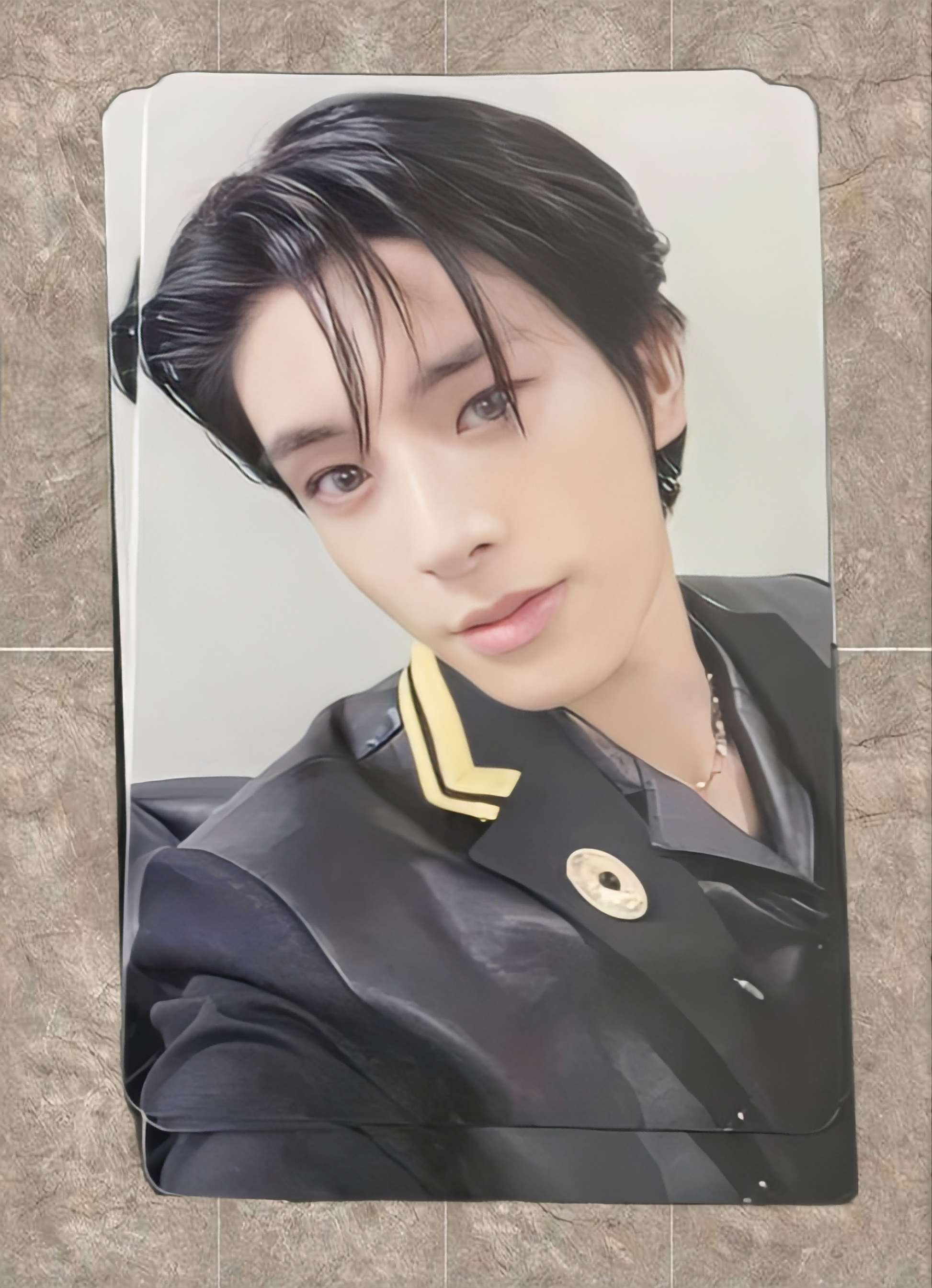 Front view of enhypen Jake Orange Blood Yzy Yizhiyu 6.0 Pob Photocard photocard
