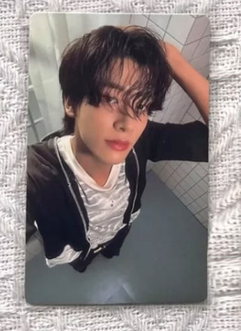 Front view of enhypen Jake Romance Untold Day Dream Kkt Kakaotalk Pob Photocard photocard