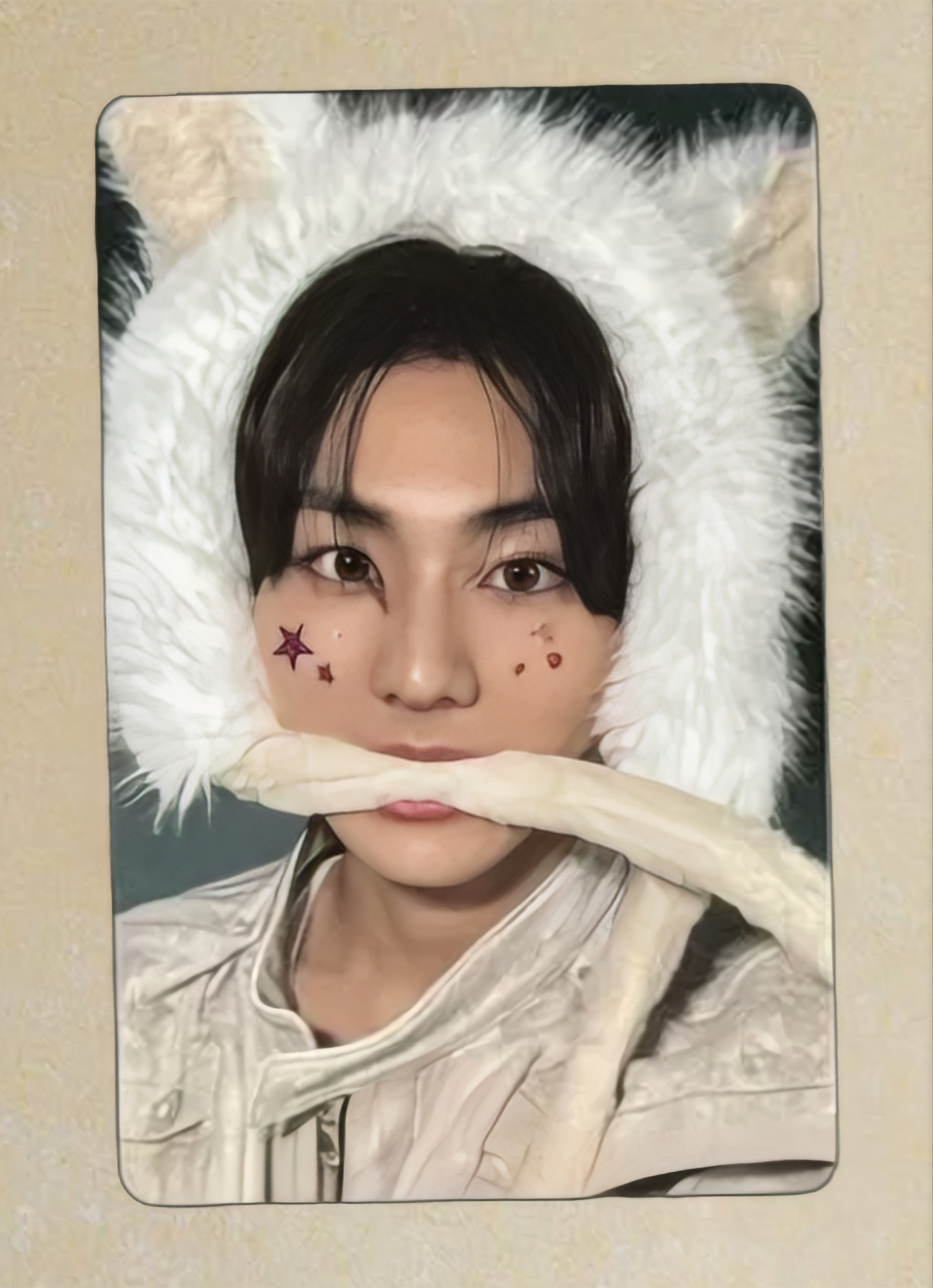 Front view of enhypen Jungwon Untold Romance Day Dream Yzy Yizhiyu Video Call 2.0 Pob Photocard photocard