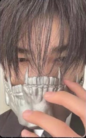 Front view of enhypen Niki Desire Weverse Pob Photocard photocard