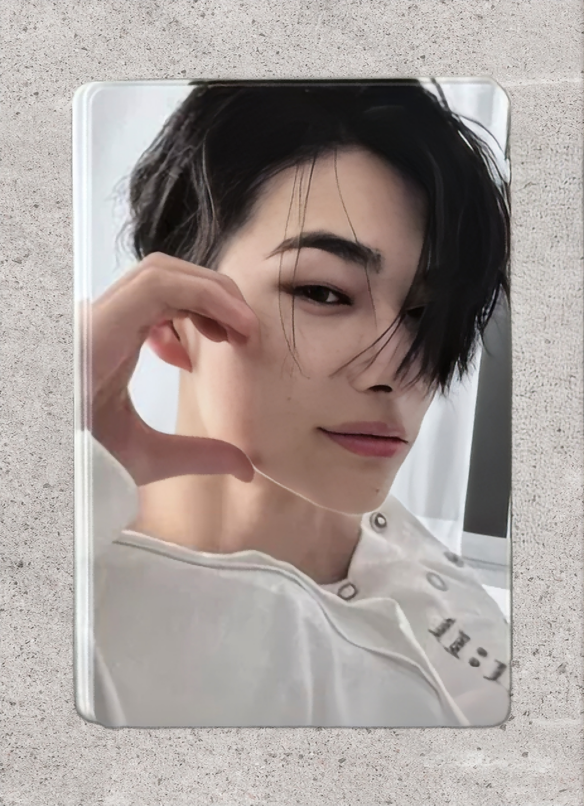 Front view of enhypen Niki Untold Romance Day Dream Yzy Yizhiyu 4.0 Video Call Pob Photocard photocard