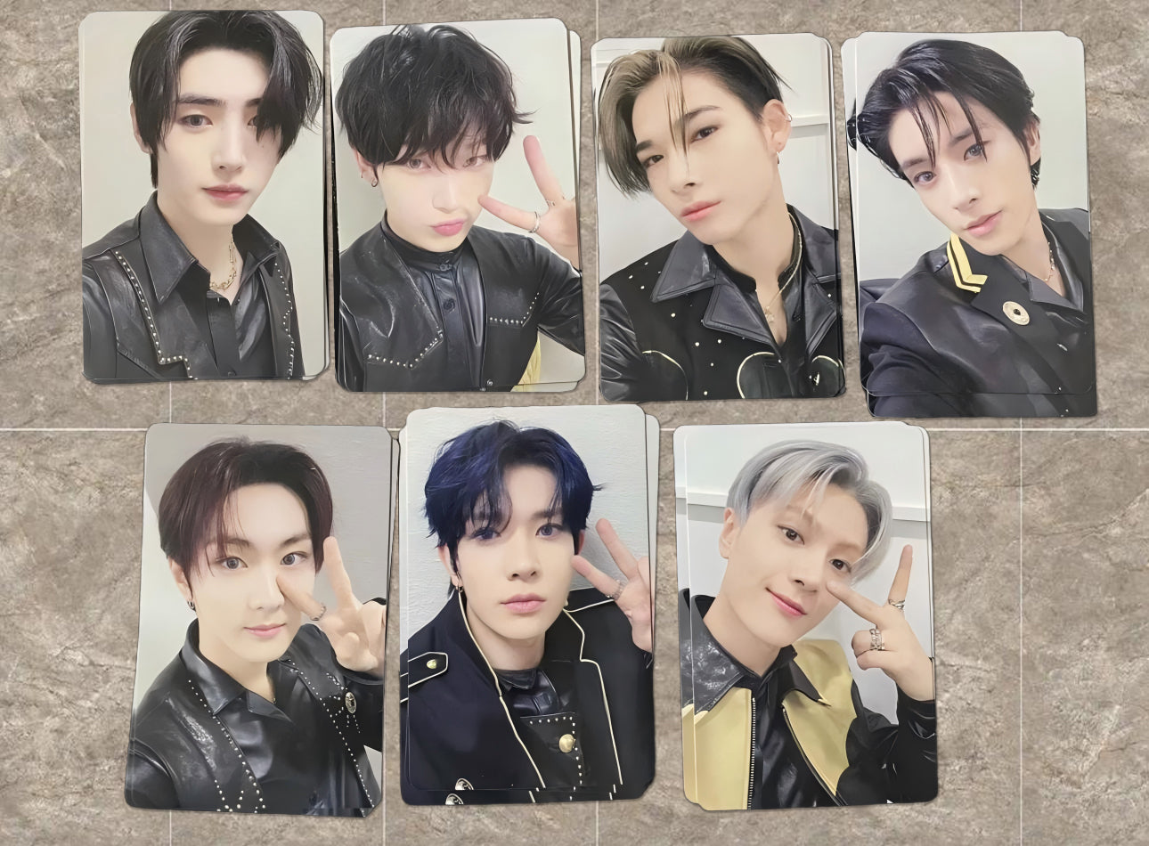 Front view of enhypen Ot7 Orange Blood Yzy Yizhiyu 6.0 Pob Photocard photocard