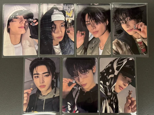 Enhypen untold romance yzy yizhiyu video call round 4 pop photocard