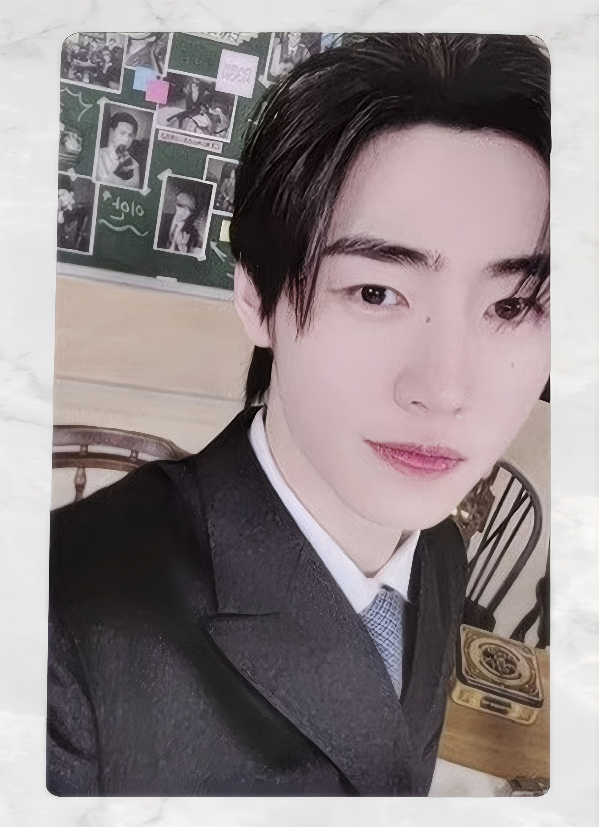 Front view of enhypen Sunghoon Dark Blood Yzy Yizhiyu Pre-Order Benefit Pob Photocard photocard