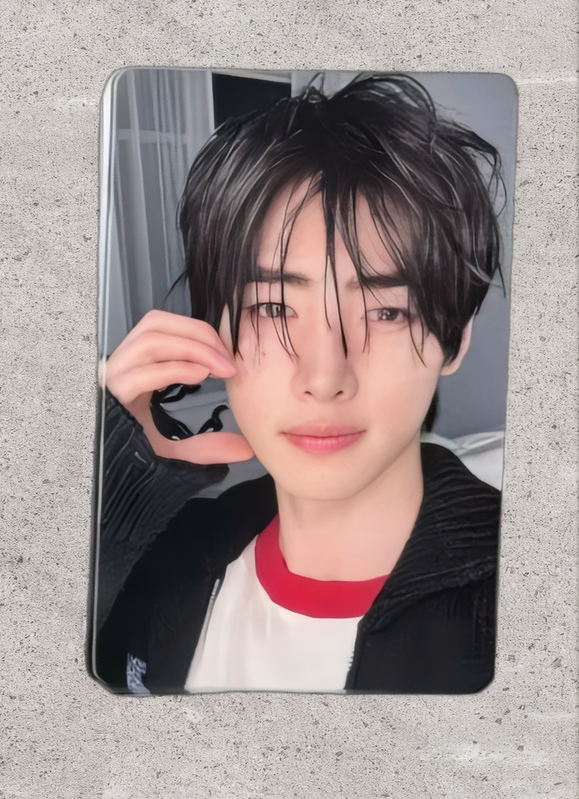 Front view of enhypen Sunghoon Untold Romance Day Dream Yzy Yizhiyu 4.0 Video Call Pob Photocard photocard