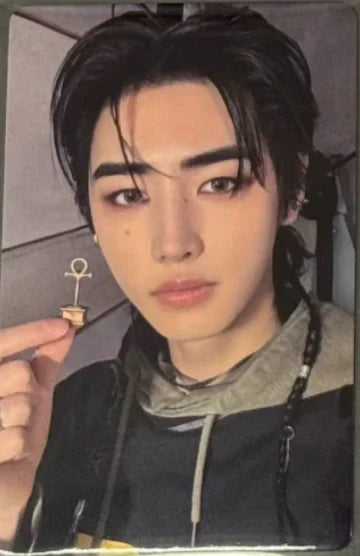 Enhypen untold romance yzy yizhiyu video call round 4 pop photocard