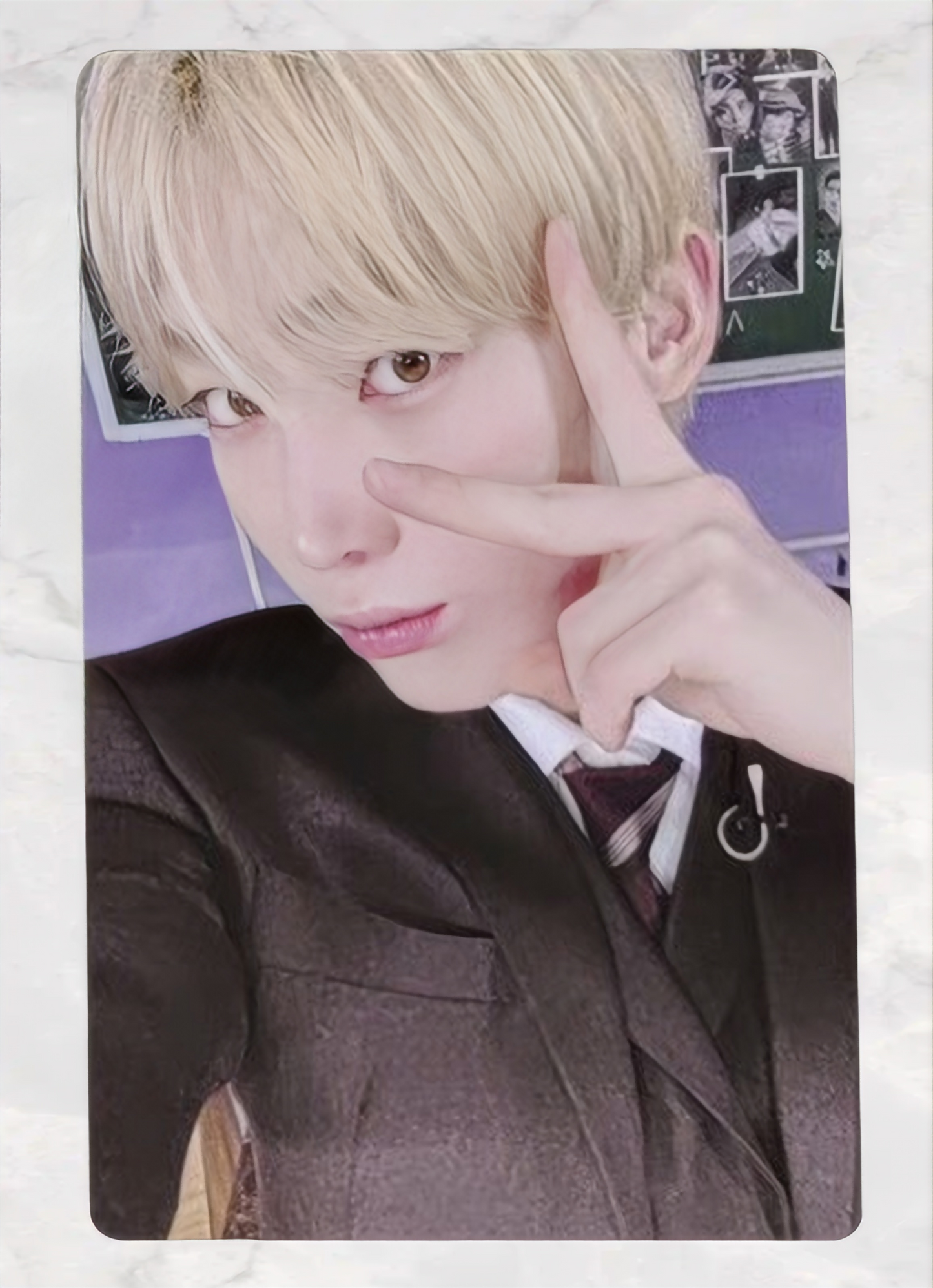 Front view of enhypen Sunoo Dark Blood Yzy Yizhiyu Pre-Order Benefit Pob Photocard photocard