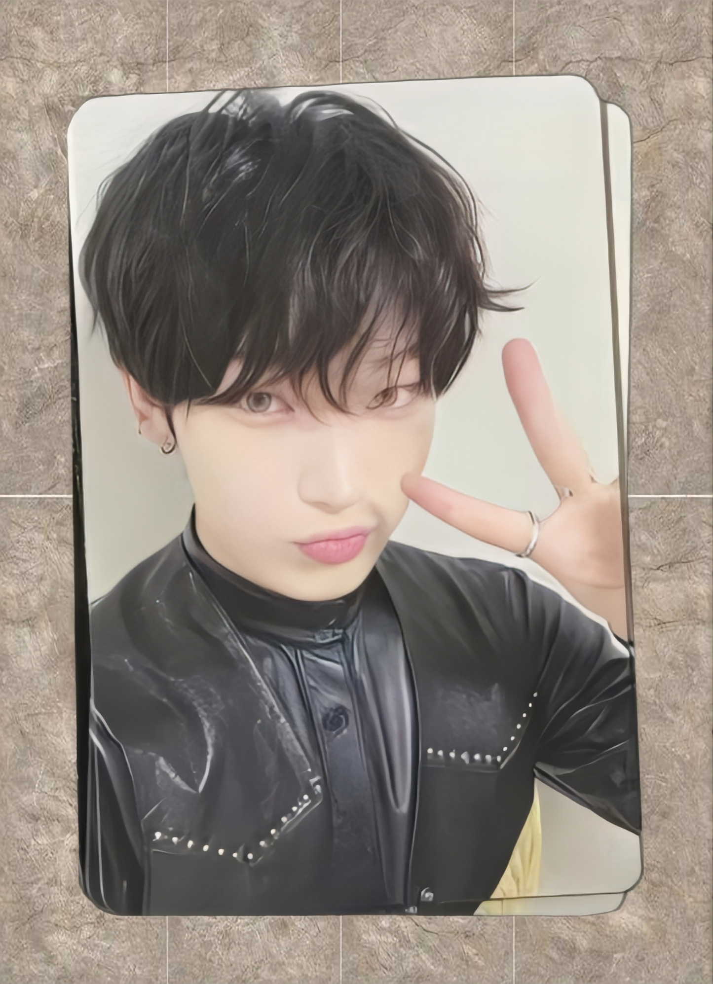 Front view of enhypen Sunoo Orange Blood Yzy Yizhiyu 6.0 Pob Photocard photocard
