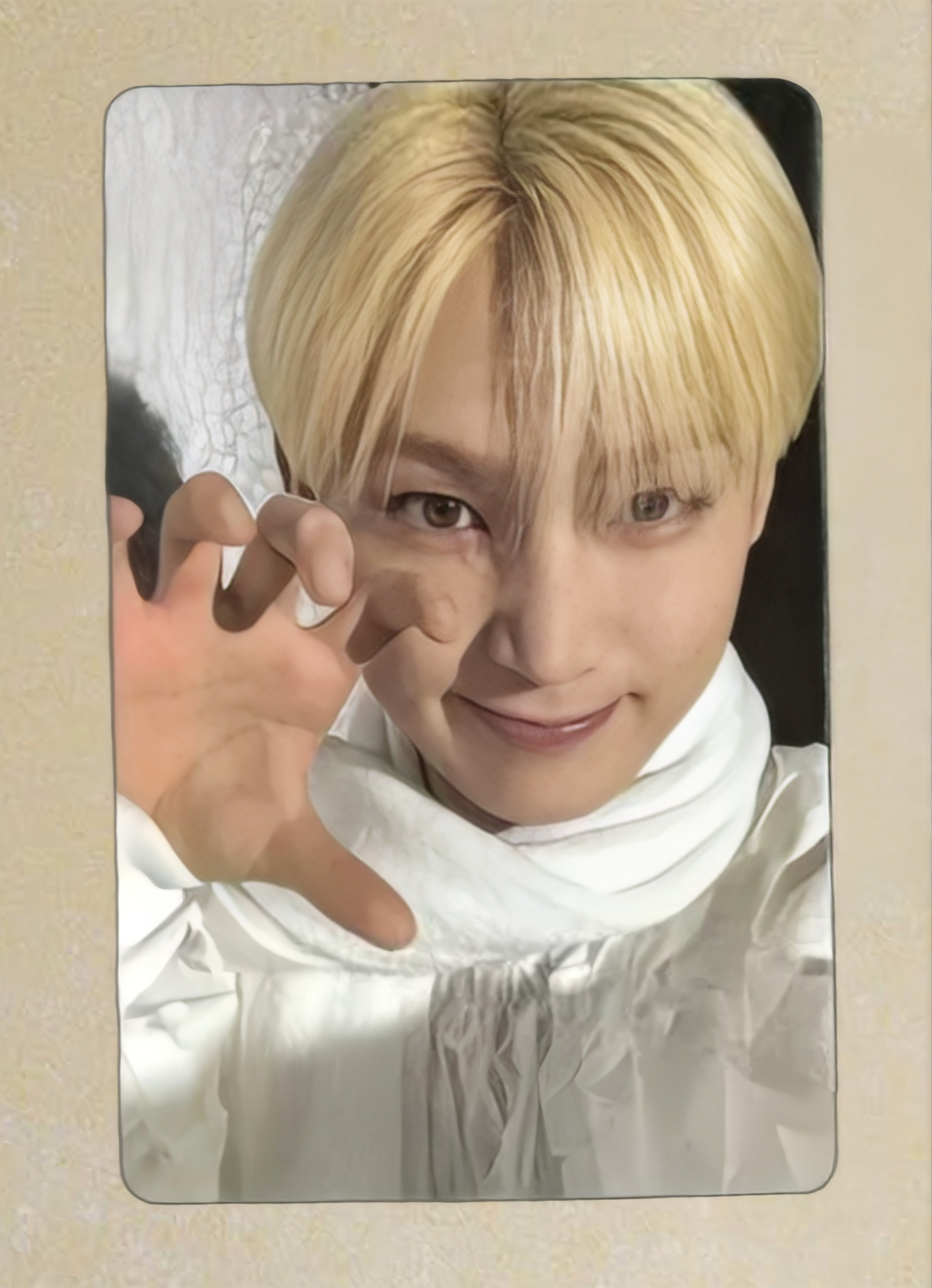 Front view of enhypen Sunoo Untold Romance Day Dream Yzy Yizhiyu Video Call 2.0 Pob Photocard photocard